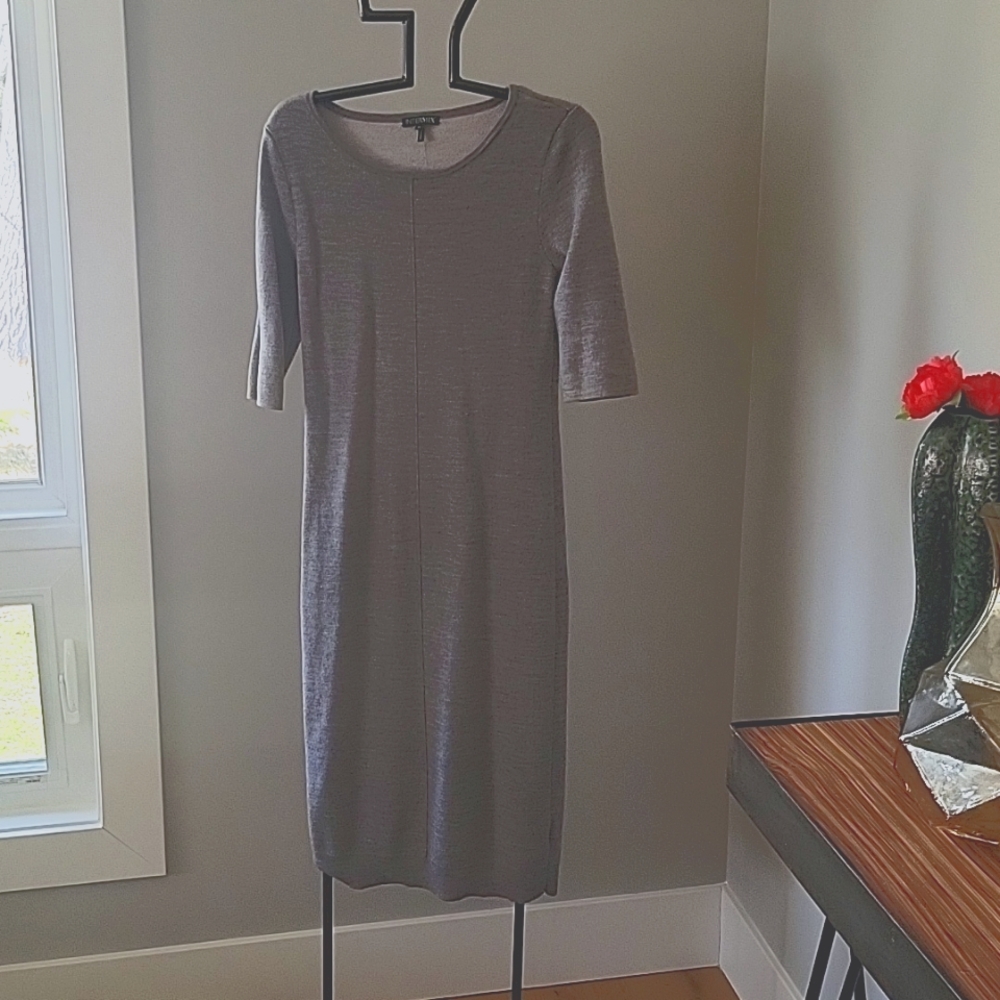 Intermix dress. Medium
